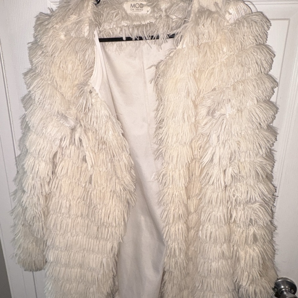 Women's Cream Faux Fur Jacket
